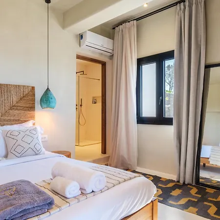 Mykonos Scorpios Вилла